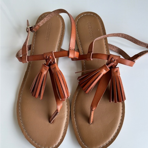 Old Navy Brown Sandals with Tassel Accents - Picture 5 of 6